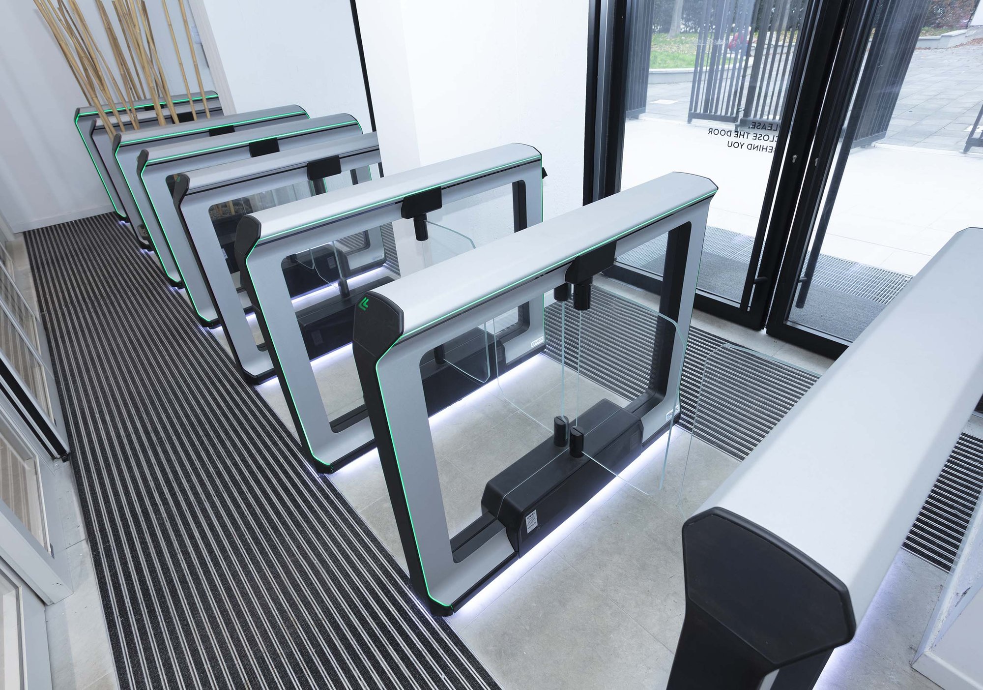 Drehkreuze und Durchgangssperren